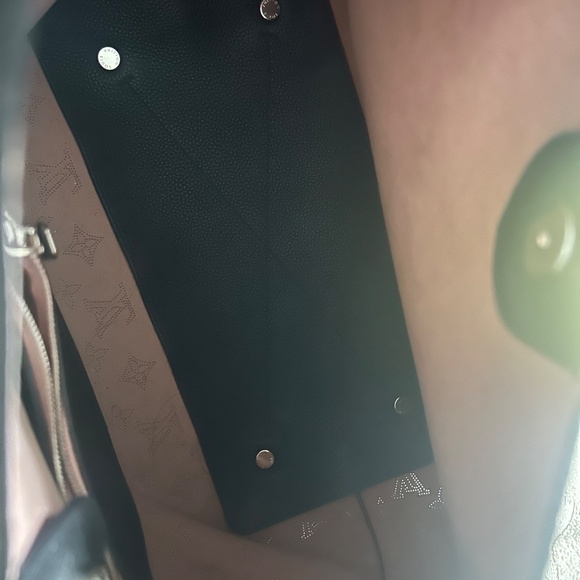 Louis Vuitton Carmel Mahina Hobo + Zippy Wallet + Bandeau – Rare Set - Picture 5 of 15